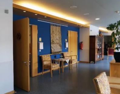 福建老年人照料設施避難間每層要設置幾個？